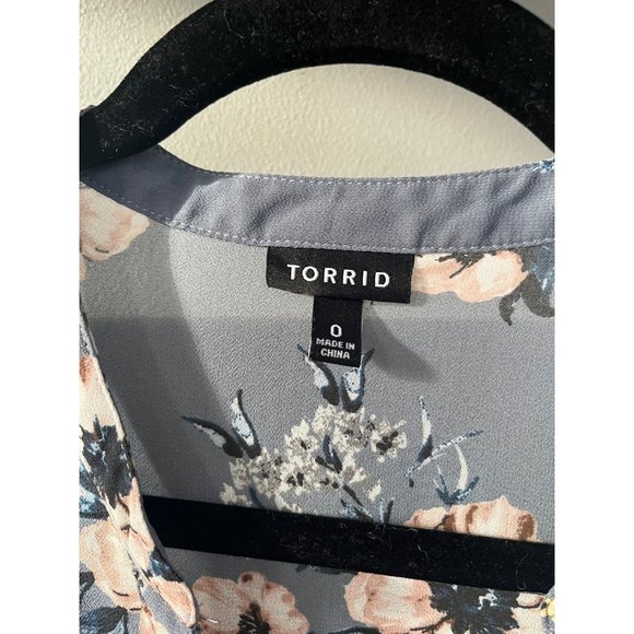 Torrid size 0 blue gray floral tunic blouse top - Picture 2 of 4